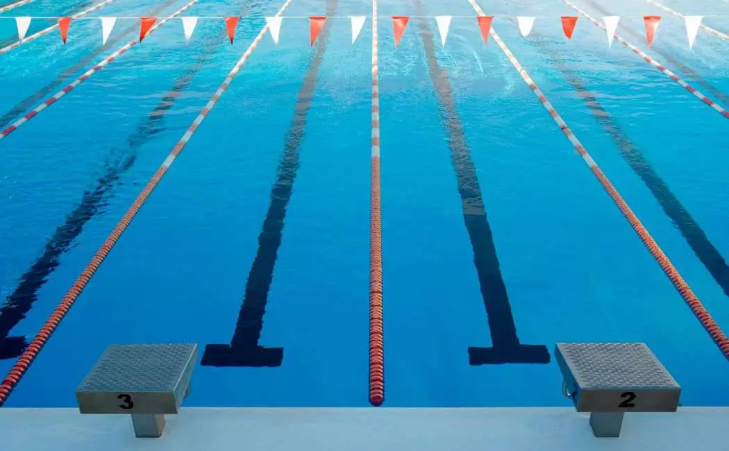 Wodny plac zabaw na basenie Kompleksu Sportowego Michał - atrakcje dla dzieci i nie tylko