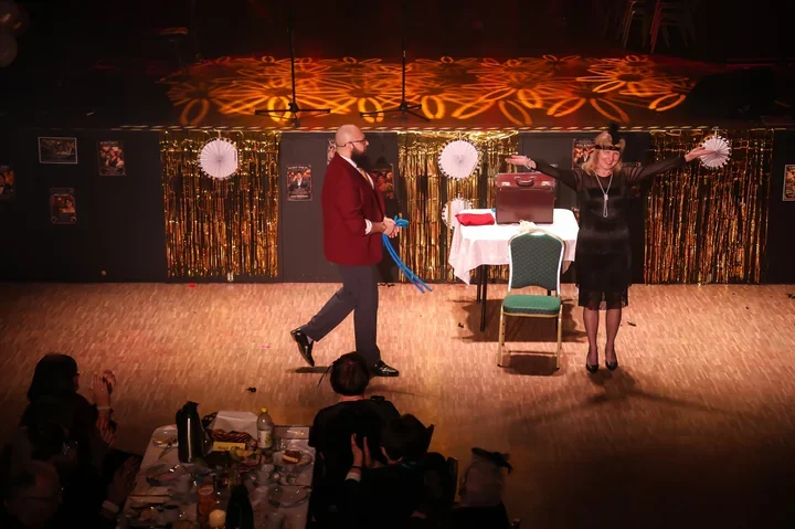 Retro wieczór, kankan i magik – jak SUTW świętował Dzień Kobiet