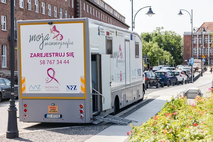 Mammografia trwa pięć minut. Może uratować życie w porę