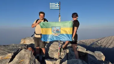 Siemianowiczanie z flagą na Olimpie. Mitikas zdobyty po kilkunastu godzinach