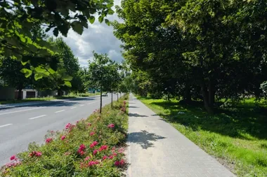 Nowe chodniki przy Kapicy. Remont objął 375 metrów trasy