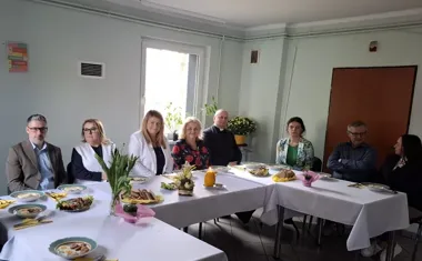 W Przystani wielkanocny stół zebrał tych, którzy najbardziej potrzebują wsparcia