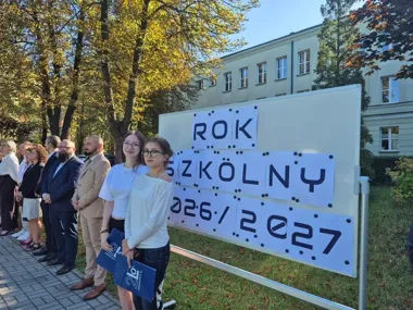 440 uczniów rozpoczęło naukę w Matei. Pierwszoklasiści poznali swoich wychowawców