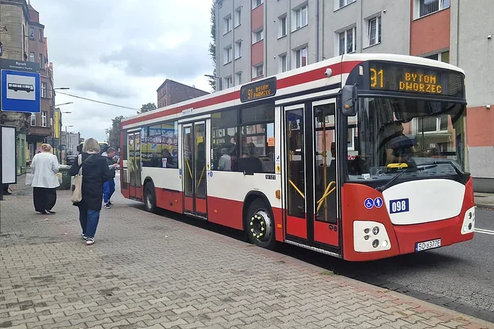Remont ulicy Żeromskiego zmienia obsługę czterech linii autobusowych