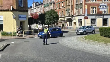 Otwarcie parku handlowego w Siemianowicach. Policja kieruje ruchem