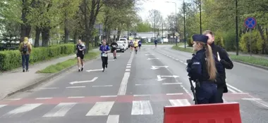 Trasa Korfantego pod policyjną osłoną - 237 osób ruszyło bez incydentów