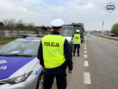 142 ciężarówki pod lupą - służby wyłapały 31 wykroczeń
